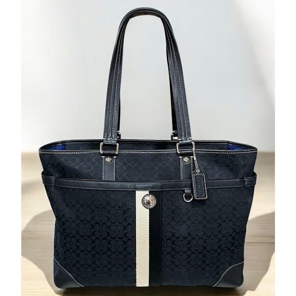 Y2K Coach F13813 Voyager Signature Diaper/Multifunction Tote Bag - Picture 2 of 14